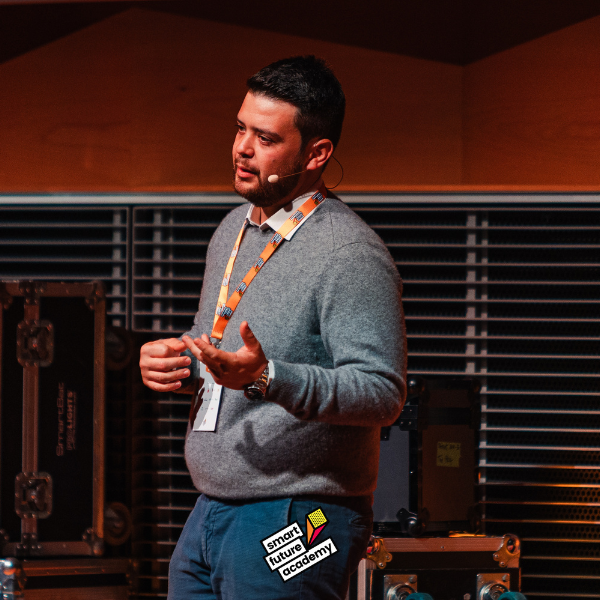 James Lewis	Benedetto